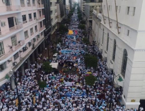 100 хиљада људи на маршу за живот у Еквадору